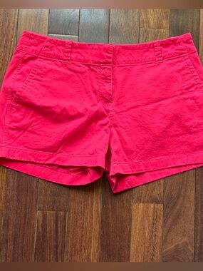 Women’s Vineyard Vines  Dark Pink Casual Shorts Size 10 Like New! 3 1/2” inseam